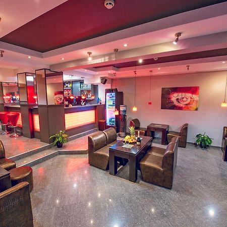 Family Hotel Gran Ivan Varna ภายนอก รูปภาพ