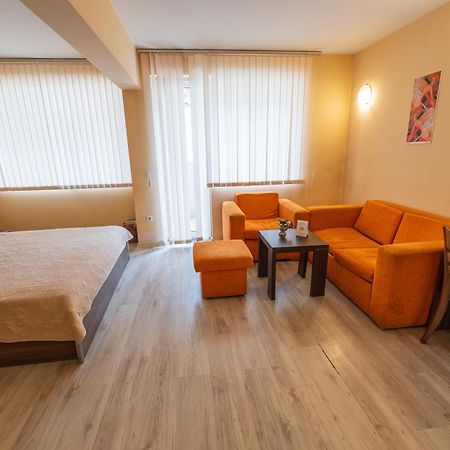 Family Hotel Gran Ivan Varna ภายนอก รูปภาพ