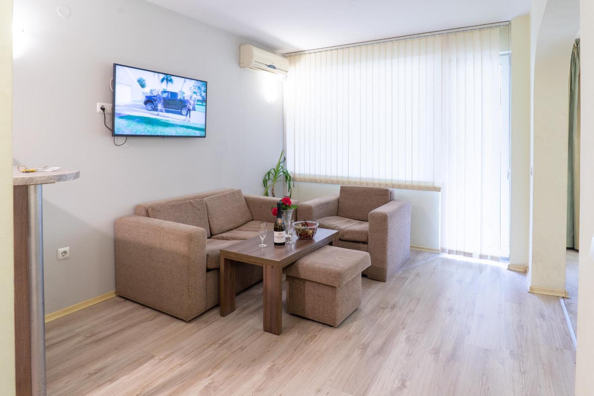Family Hotel Gran Ivan Varna ภายนอก รูปภาพ
