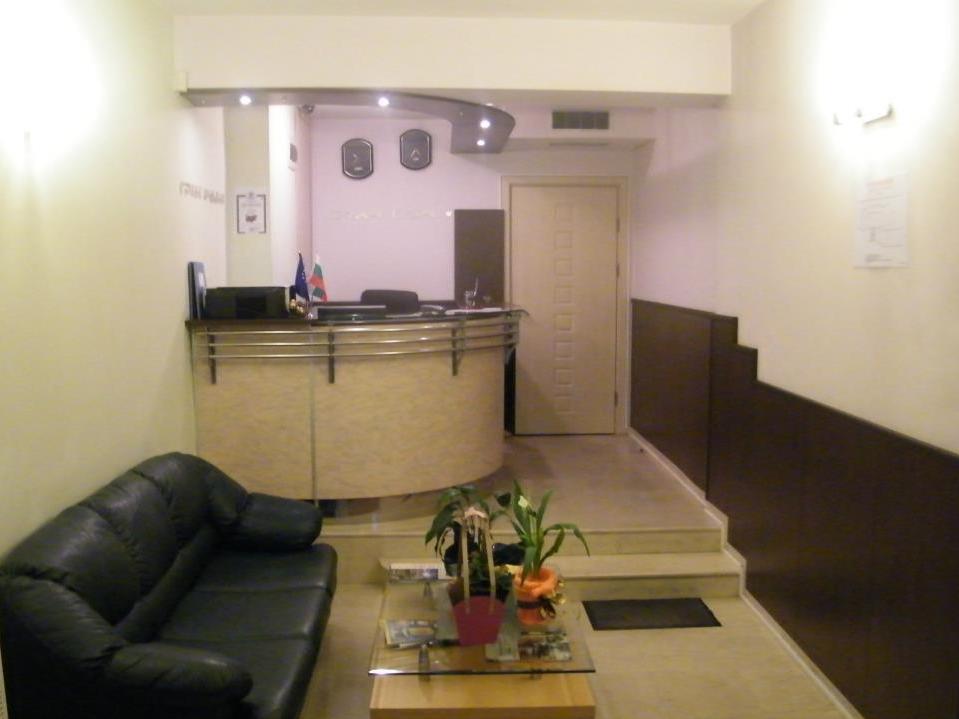 Family Hotel Gran Ivan Varna ภายนอก รูปภาพ